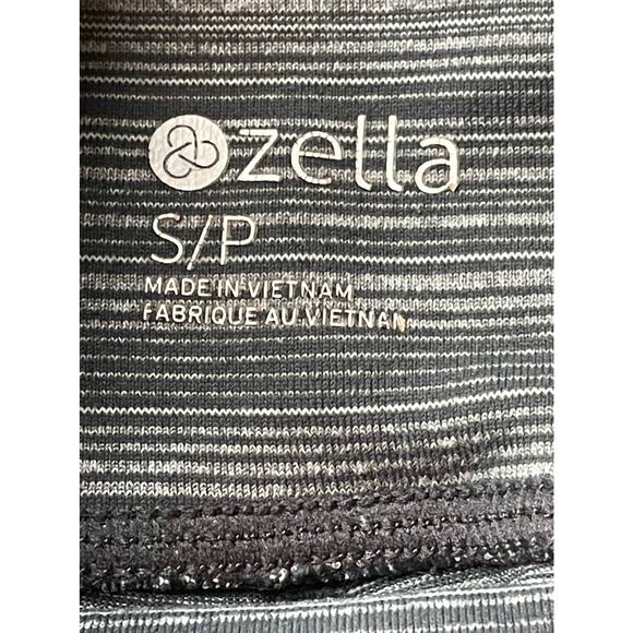 Zella Live In High Waisted Gray Mesh Stripe Yoga Crop Pant Size Small - Picture 4 of 8
